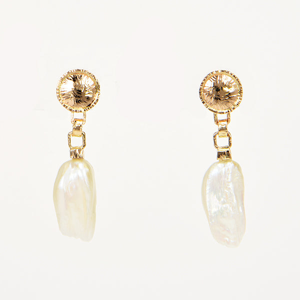 Freshwater Hinge Pearl Earrings