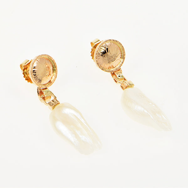 Freshwater Hinge Pearl Earrings