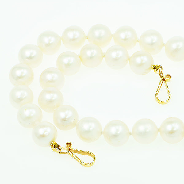 Black Drusy Quartz Cabochon and Kunzite Faceted Freshwater Pearl Necklace