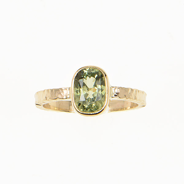 Chrysoberyl Faceted Ring