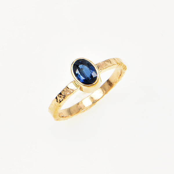 Ceylon Sapphire Faceted Ring