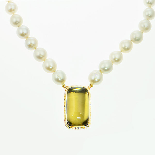 98 ct. Lemon Citrine Cabochon and 15mm Freshwater Pearl Necklace