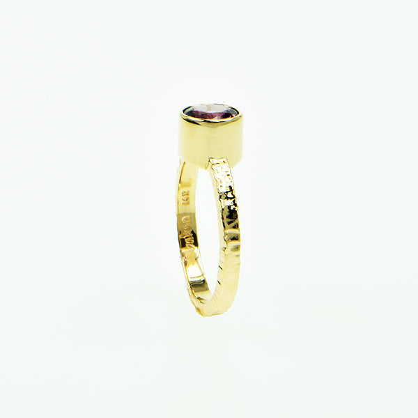 Raspberry Ceylon Spinel Faceted Ring